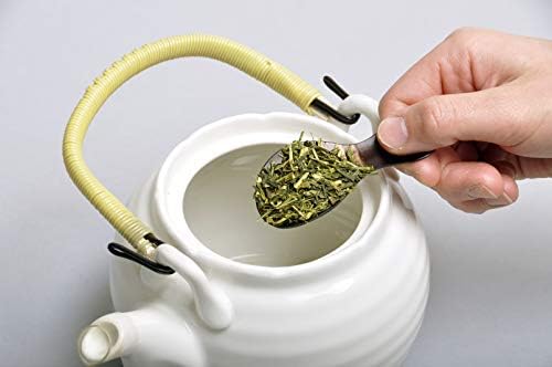 Една чаена Лъжичка от кората на Черешов цвят на Японските производство